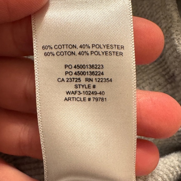 Aritzia TNA Light Gray Waffle Knit sweatshirt - Picture 6 of 6